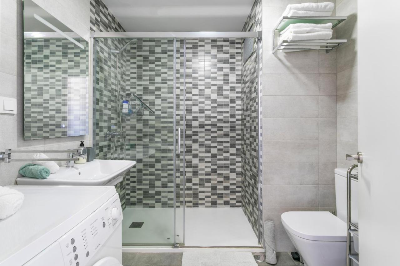 Beach Suite, City & Mountain View Alicante Ngoại thất bức ảnh