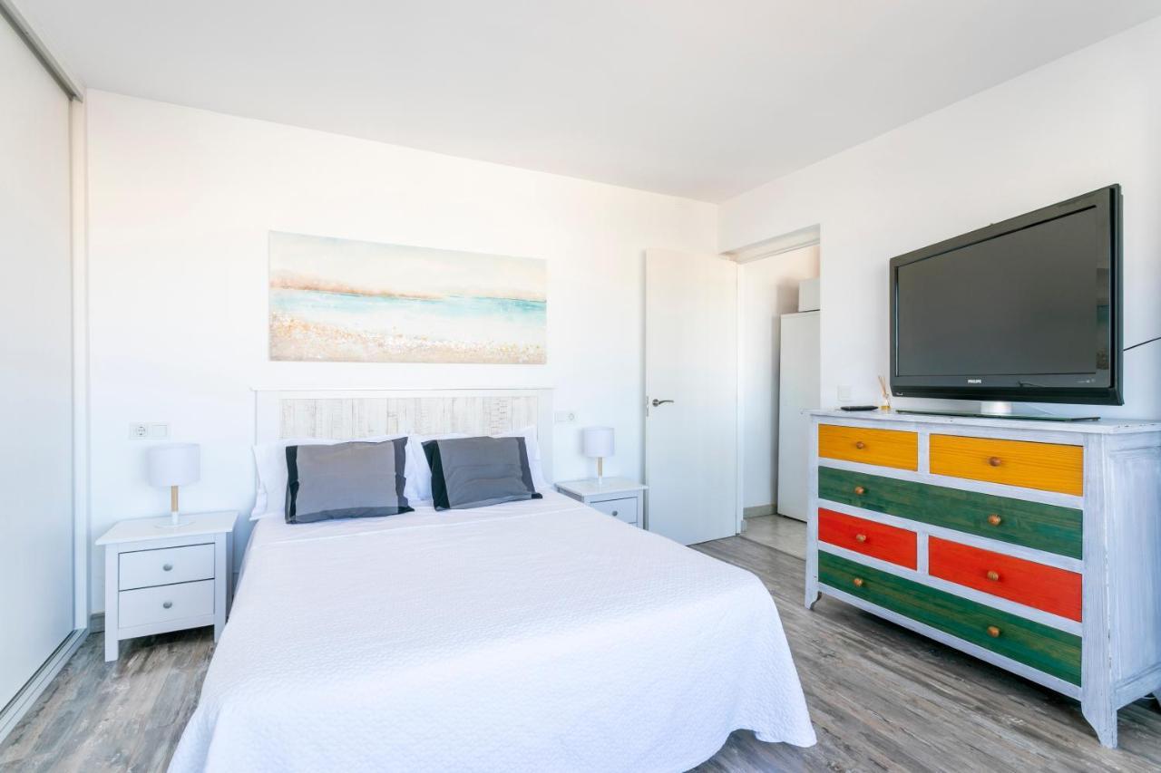 Beach Suite, City & Mountain View Alicante Ngoại thất bức ảnh