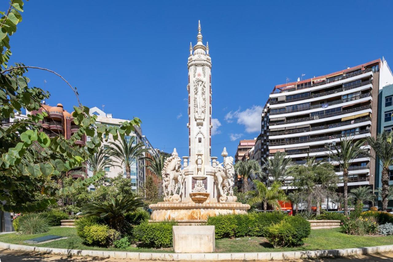 Beach Suite, City & Mountain View Alicante Ngoại thất bức ảnh